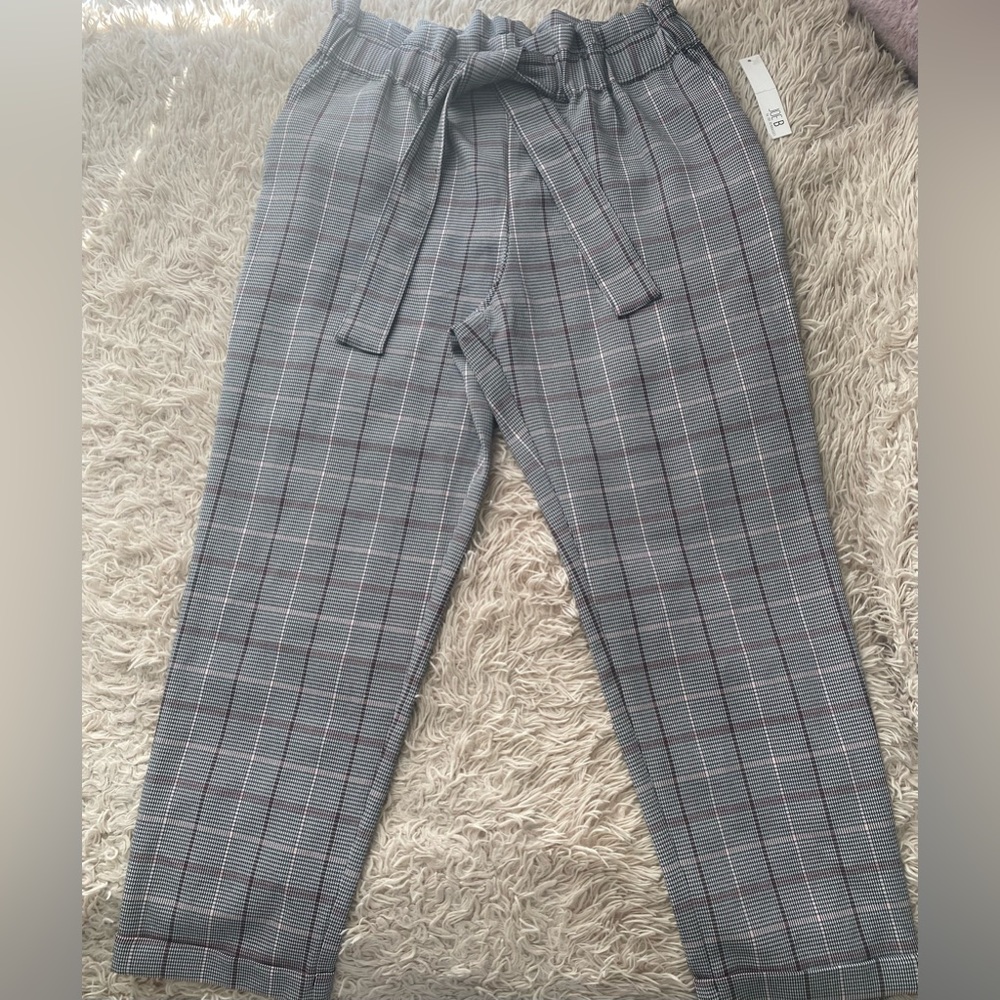 High waisted Cropped Paper Bag Pants